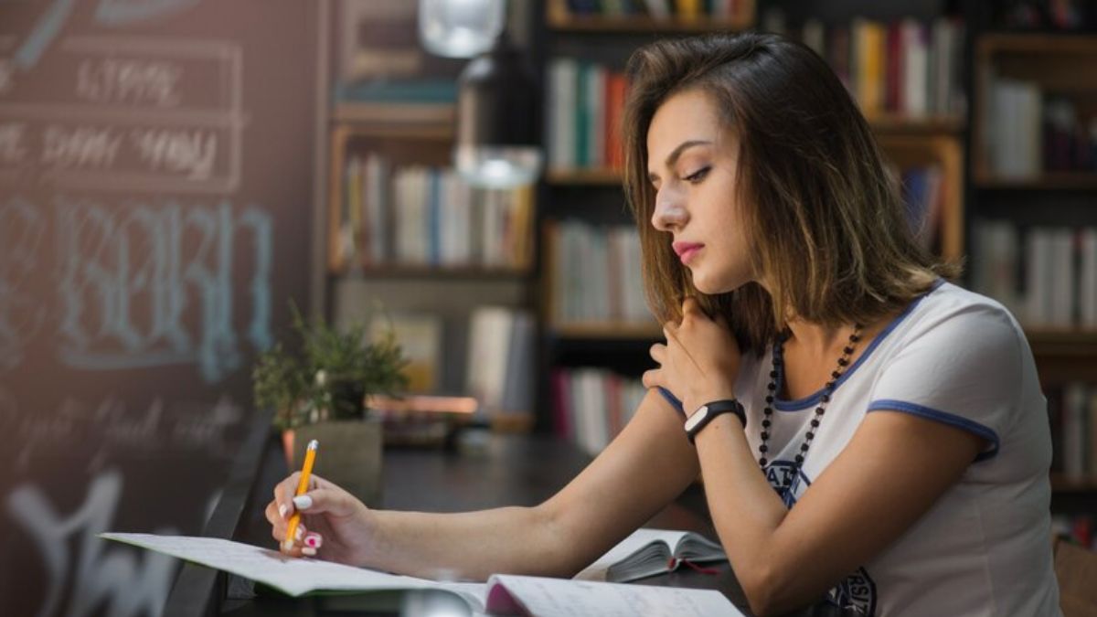 Writing Essay Services