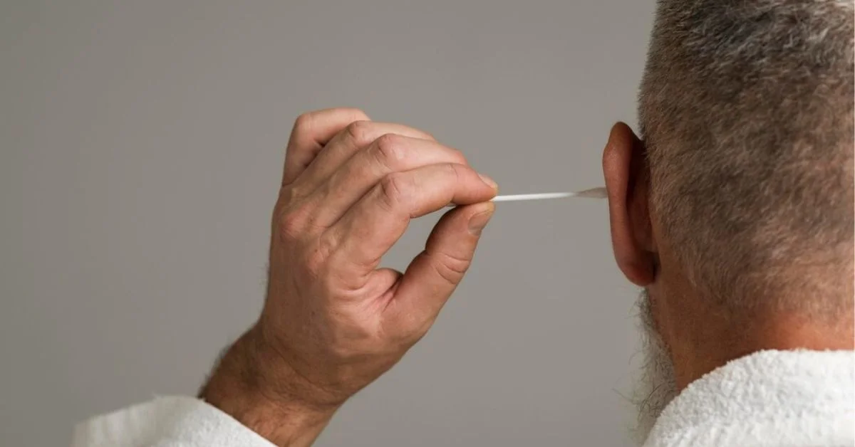 Earwax Extraction by a Doctor