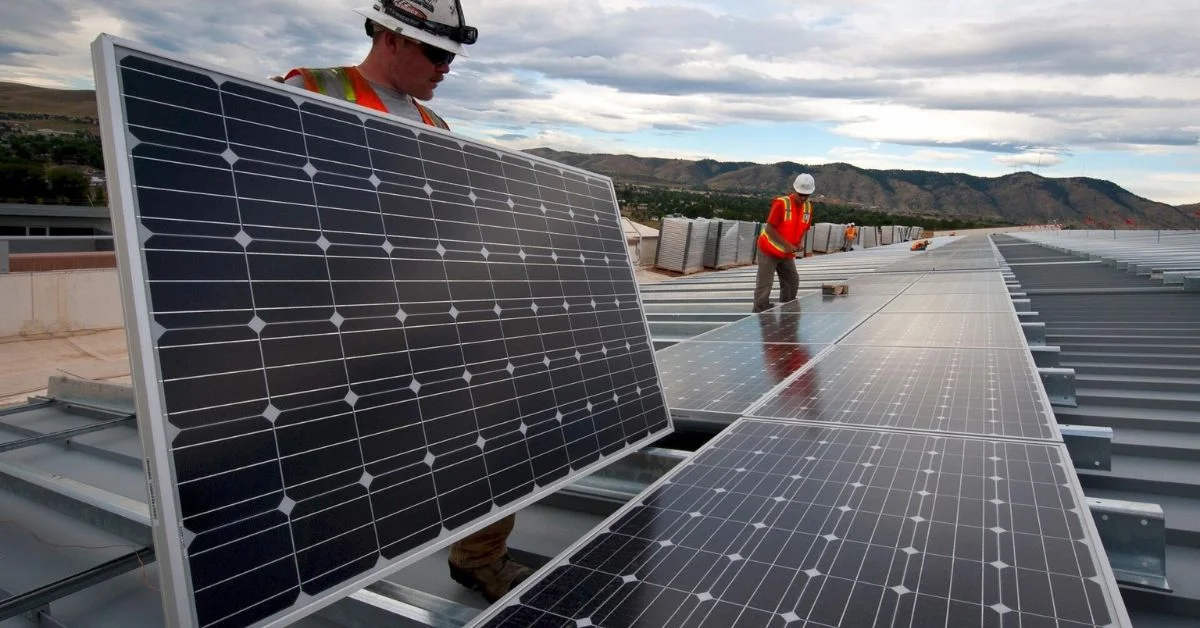 solar builders license vs solar contractors license