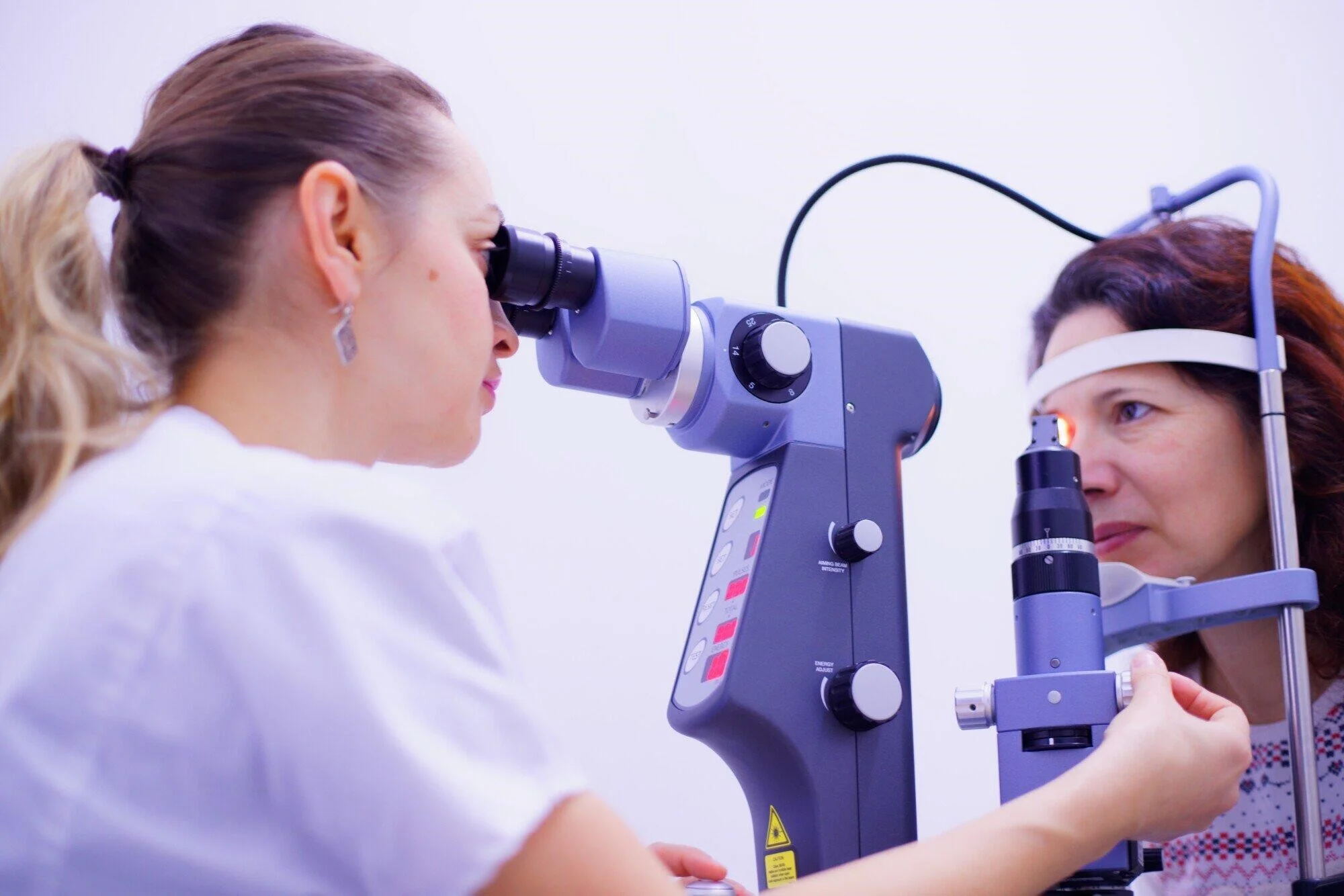 lasik vs cataract surgery