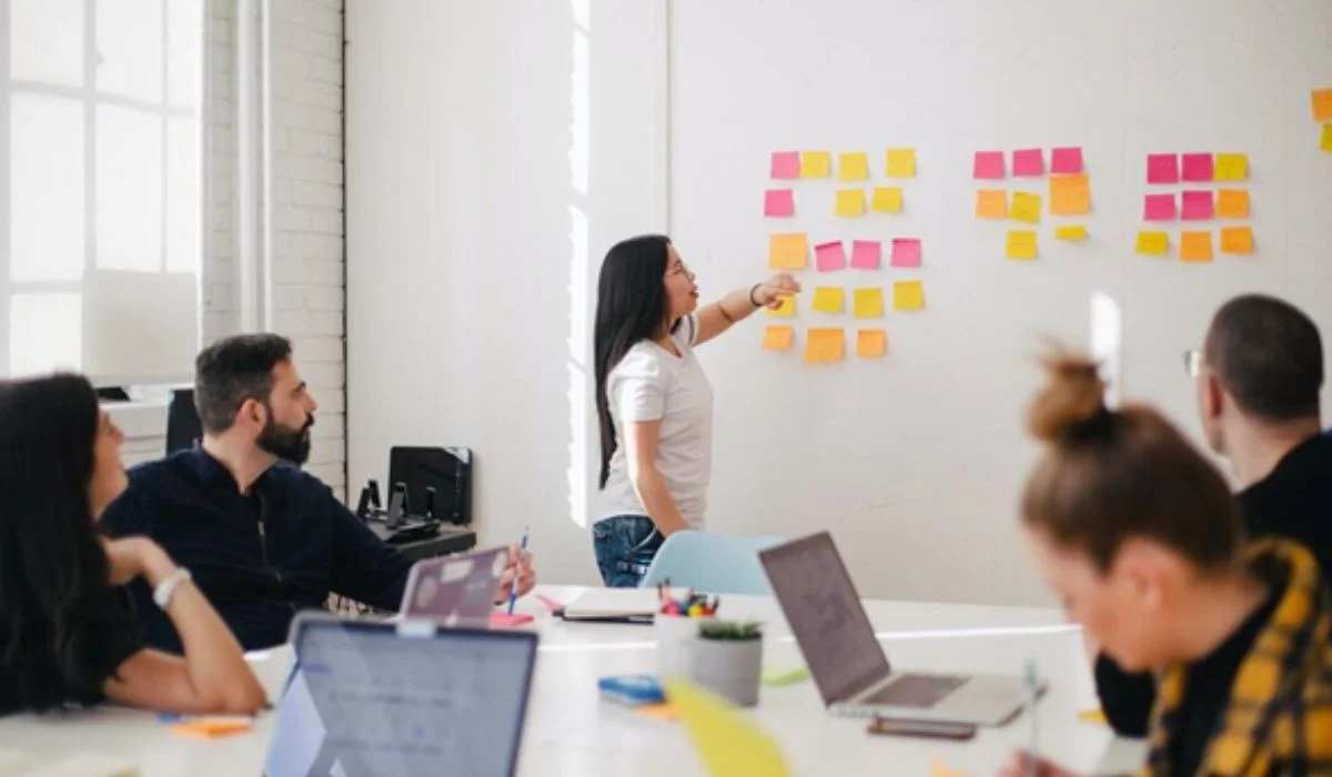 internal communication strategy