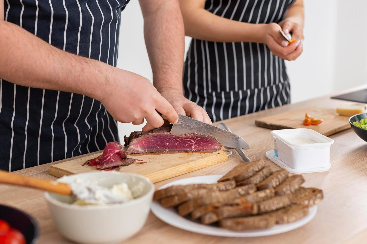 How to Make Garlic Butter Steak