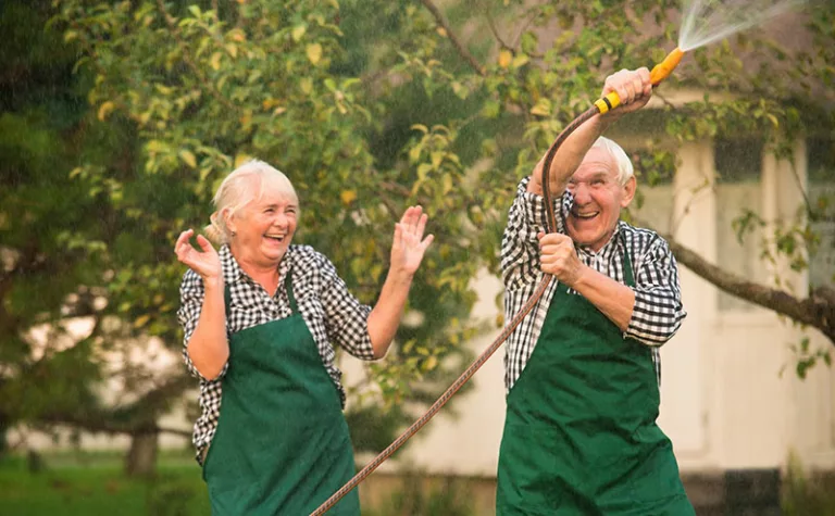 Engaging Activities for Seniors: How Facilities Are Promoting Wellness