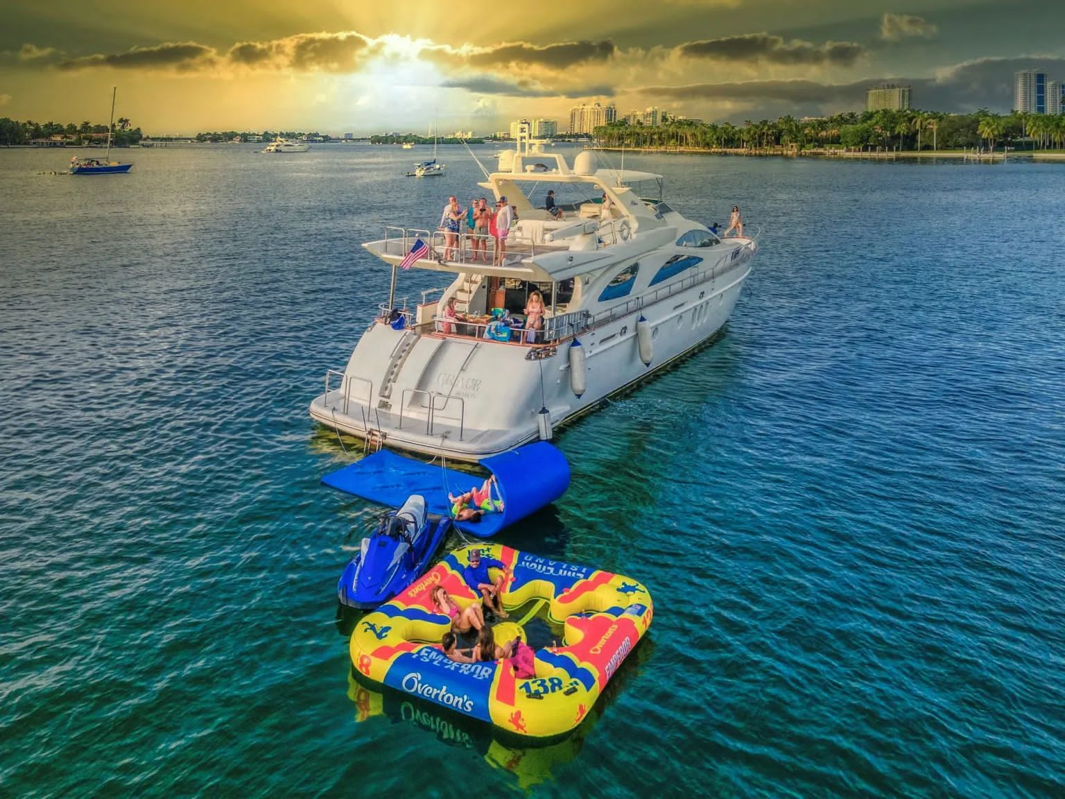 Experience the Ultimate Miami Adventure with VIP Boat Rental