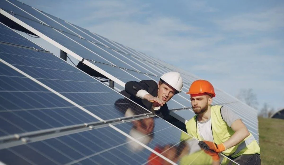 solar energy contractor