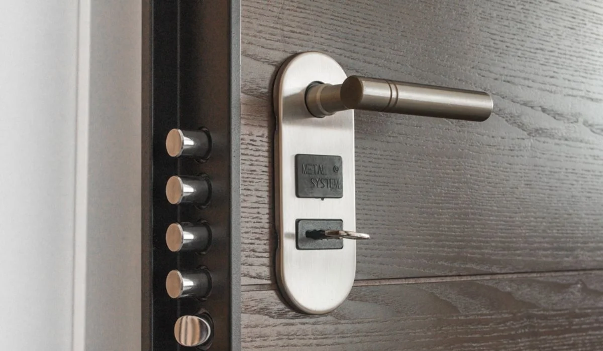 commercial locksmith