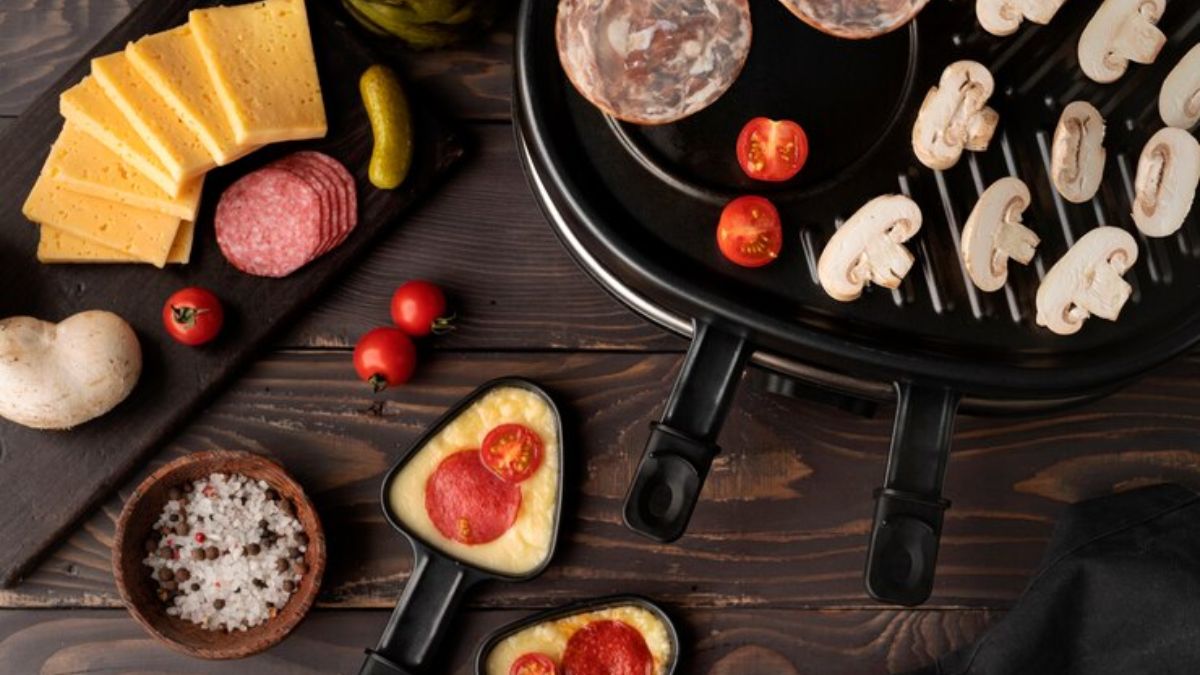 CHARCUTERIE BOARD ESSENTIALS
