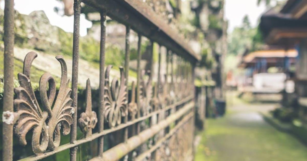 Benefits of Installing a Residential Security Fence for Your Property