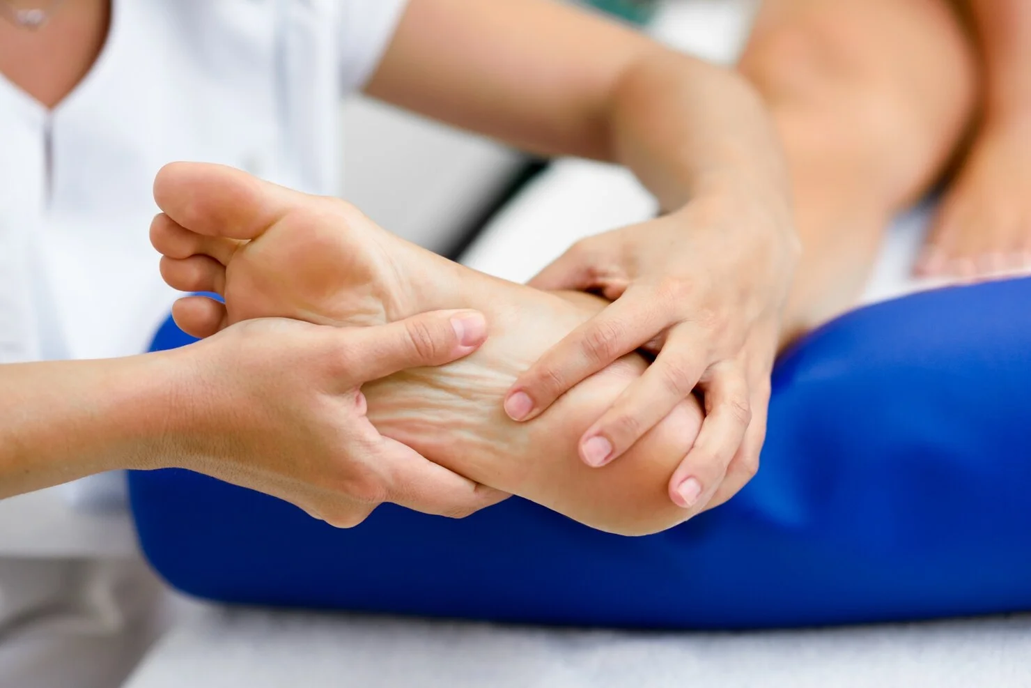 How To Manage Foot Health with a Podiatrist?