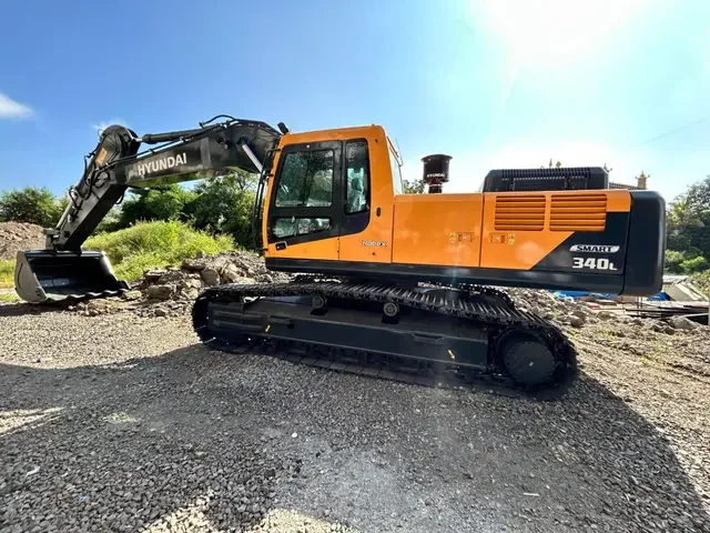 equipment market in Dubai