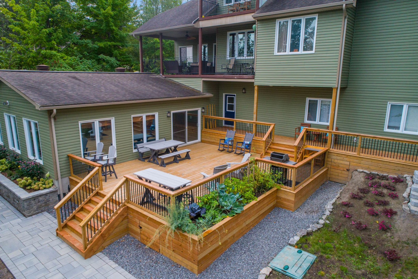 Art of Deck Staining