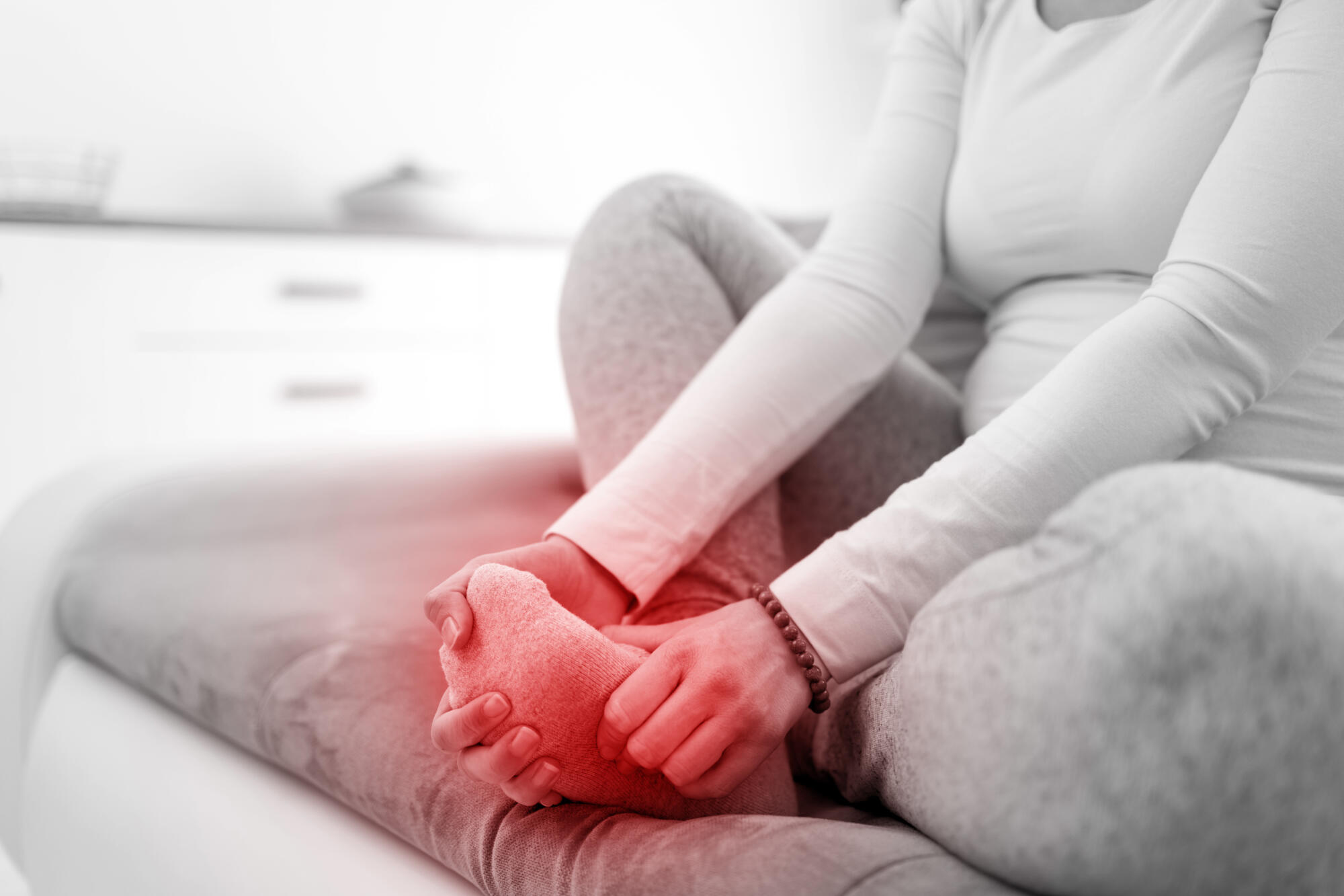 diabetic foot swelling