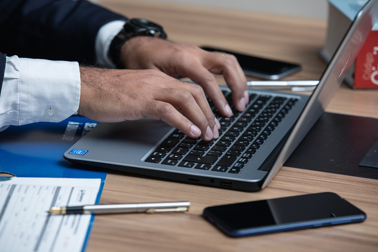 Artificial Intelligence in Legal Contexts