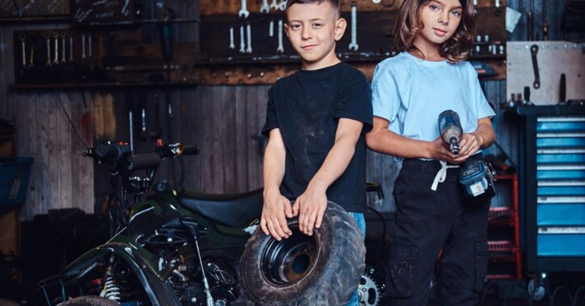 YOUTH MOTORCYCLING