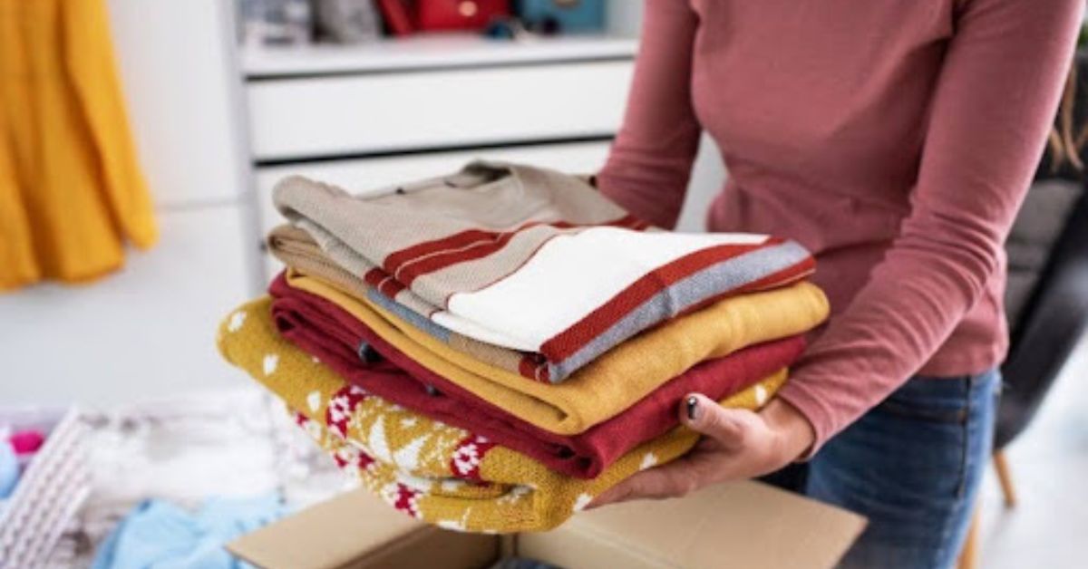 DECLUTTERING SERVICES