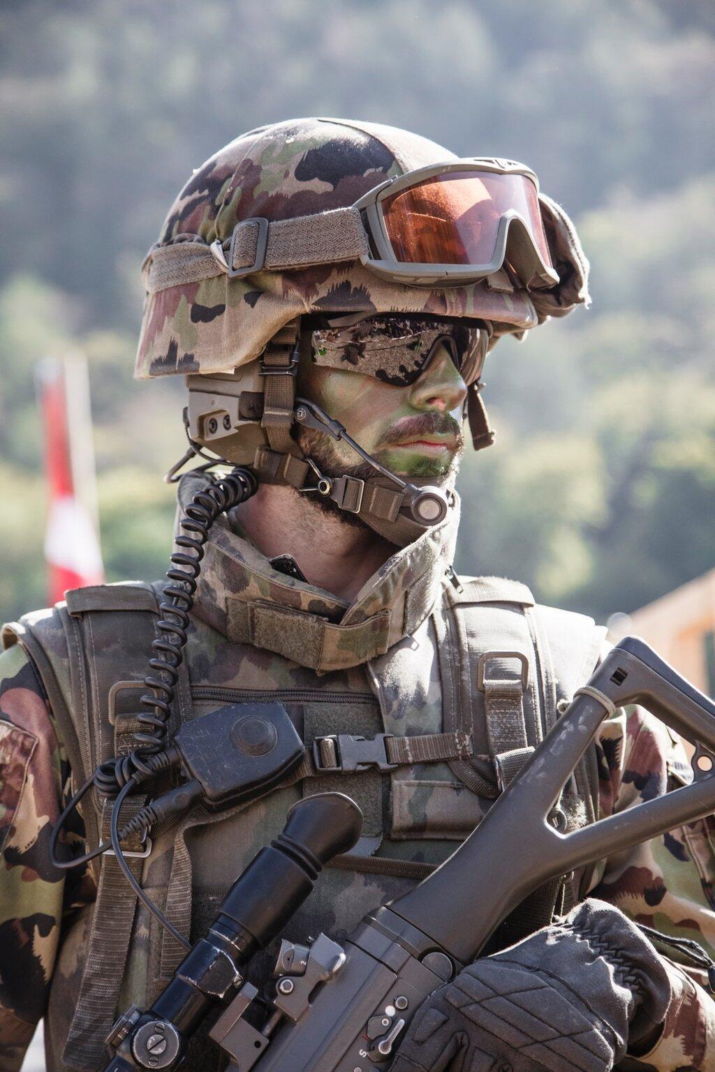Right SAPI Plates Armor