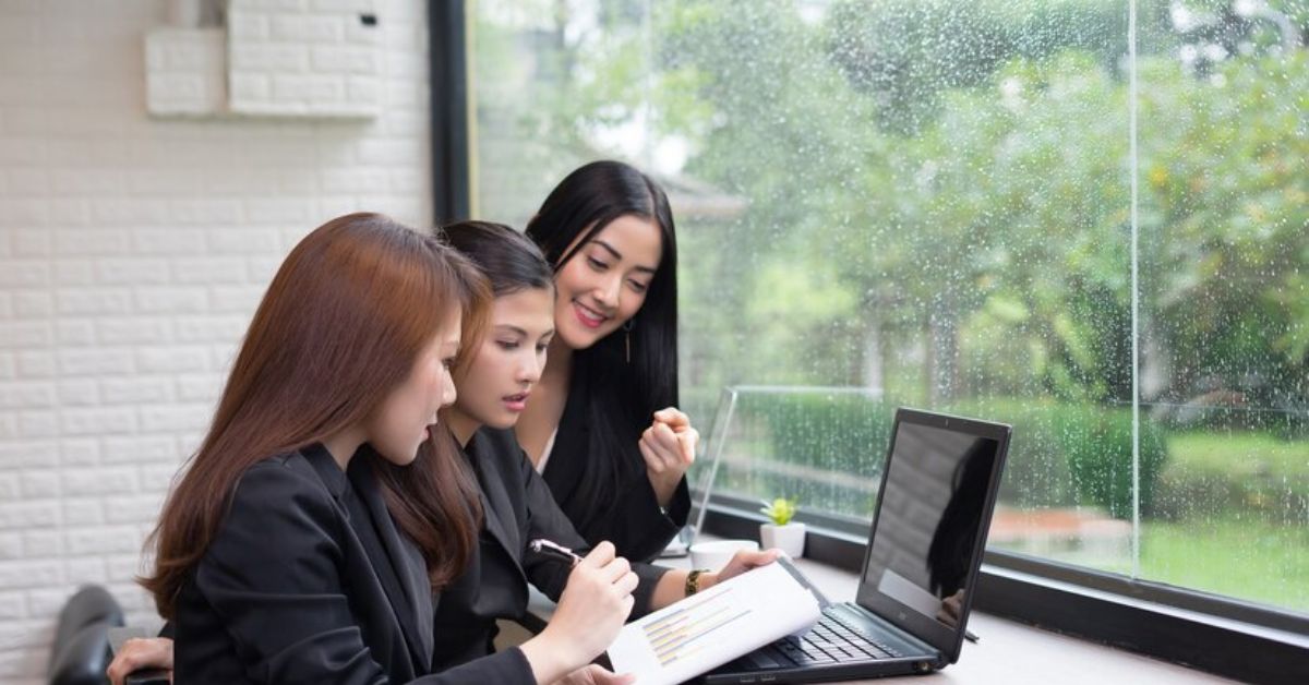 BUSINESS SCHOOL IN SINGAPORE