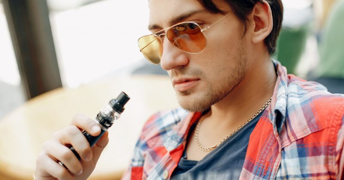 VAPING AND LIFESTYLE