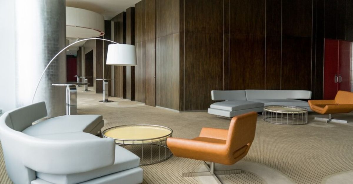 STYLISH OFFICE LOUNGE