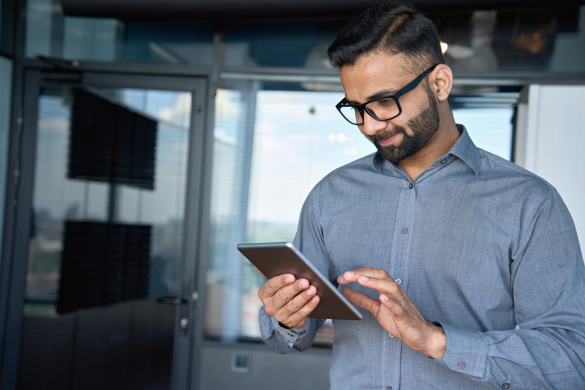 The Comprehensive Guide to Using Shopify for Modern Business Solutions