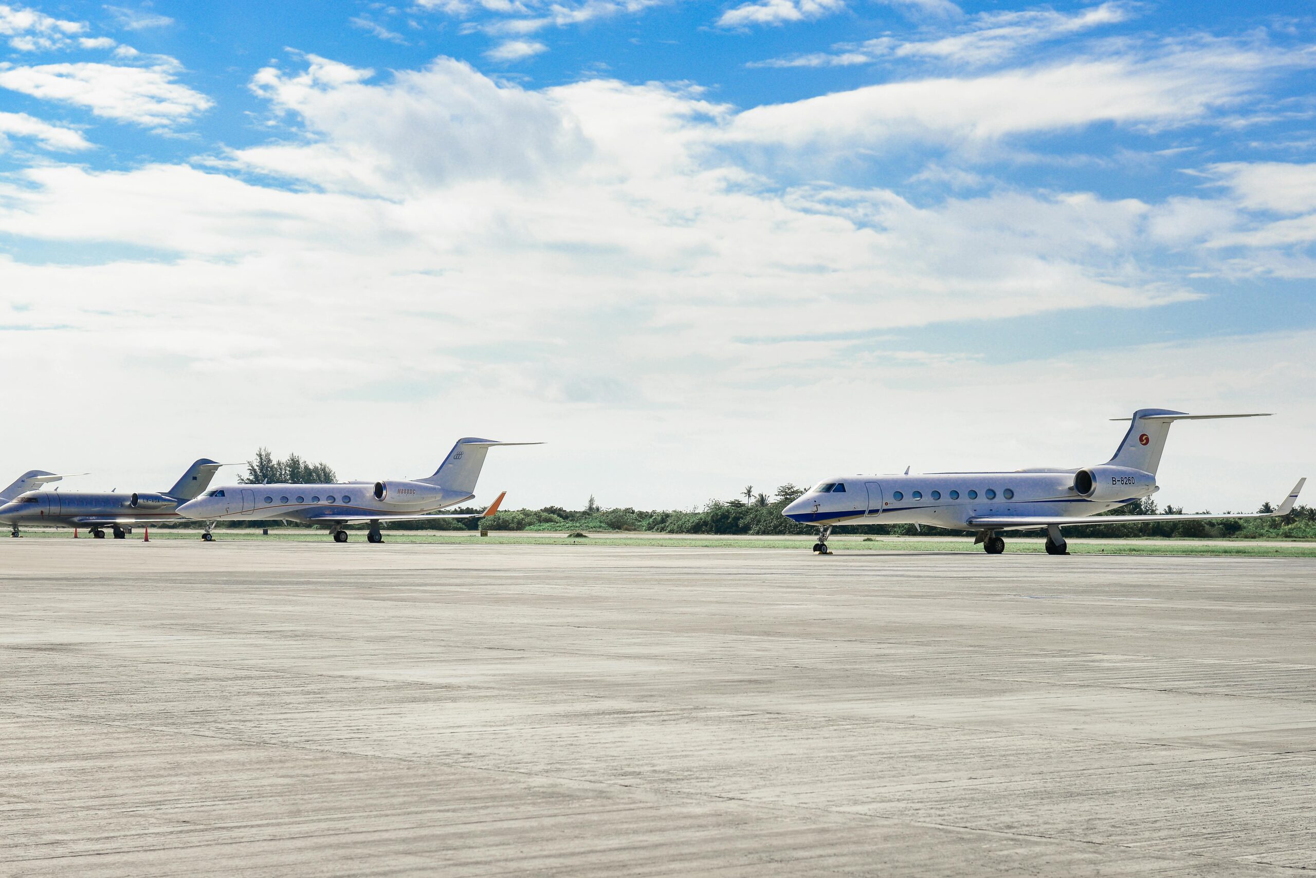 Luxury Heathrow Airport Transfers: Why iPro Chauffeur Is the Smartest Way to Travel