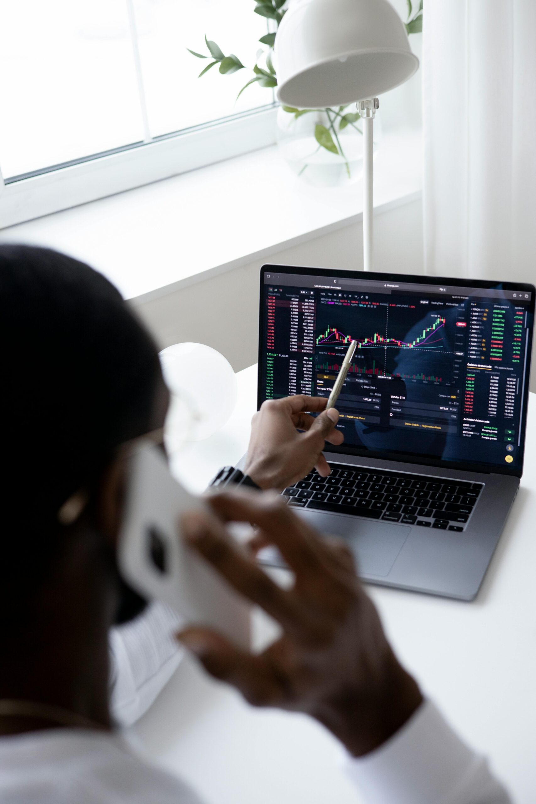 What Makes a Great Alternative Data Platform for Modern Lenders?