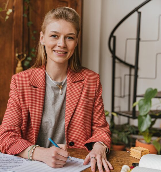 Mastering Content Creation: How AI Humanizer Pro Helps You Write Like a Human