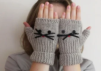 7 Animal Mittens That Will Instantly Warm Your Hands